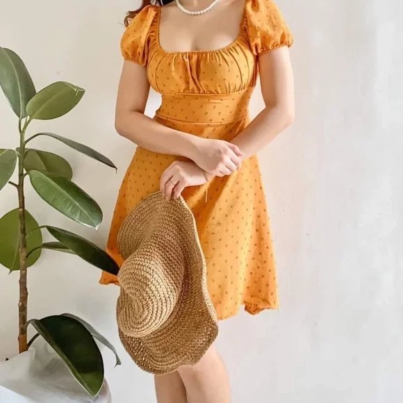 Dress - Picture 3 of 3